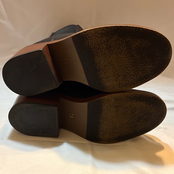 Steve Madden Black Leather Ankle Booties - Picture 14 of 14